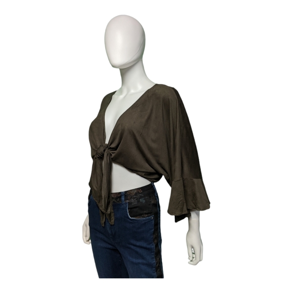 Olivaceous Crop Knot-Front Top Dark Green S - Picture 3 of 9